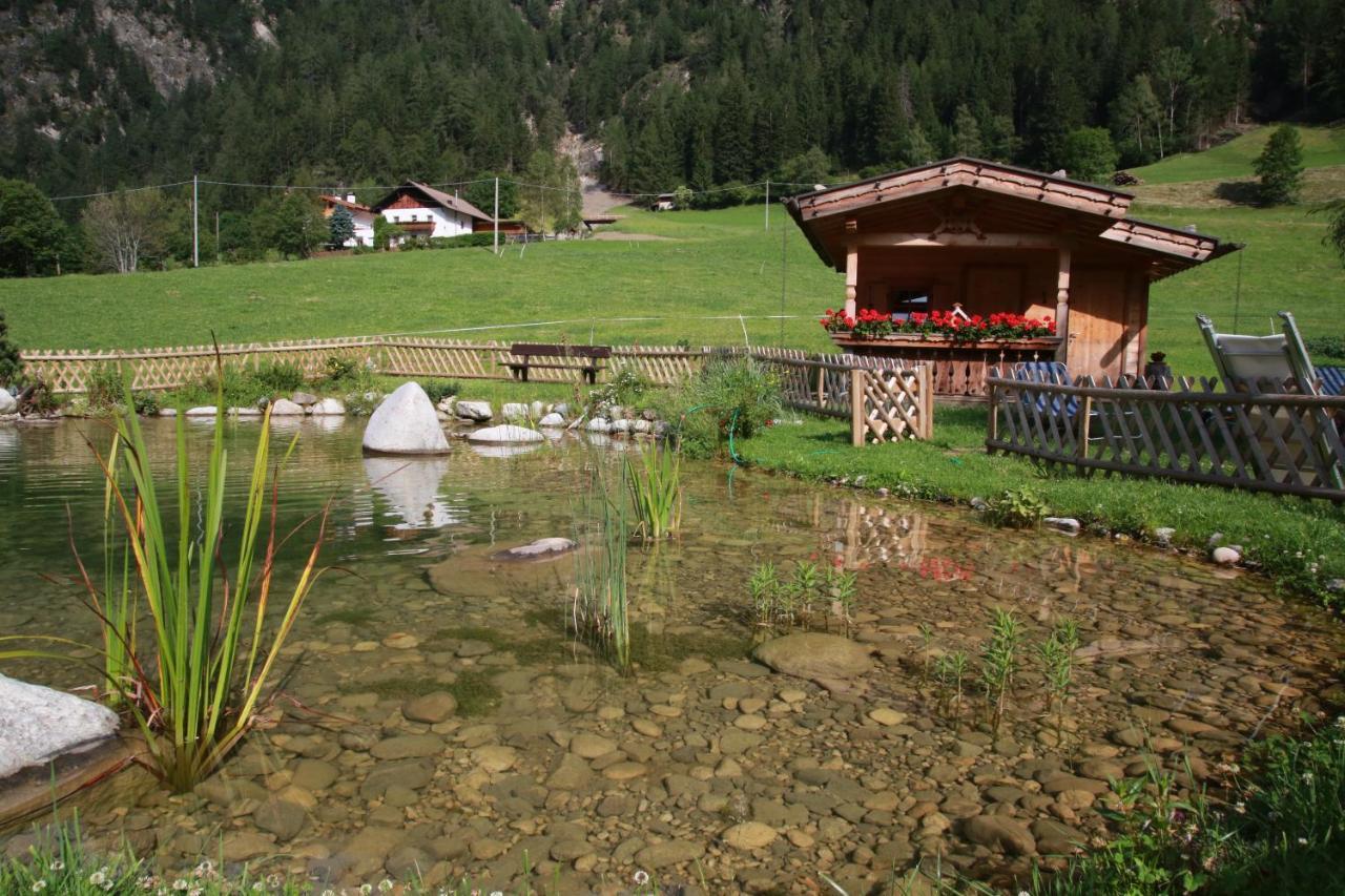 Graushof Hotel Val di Vizze Eksteriør billede
