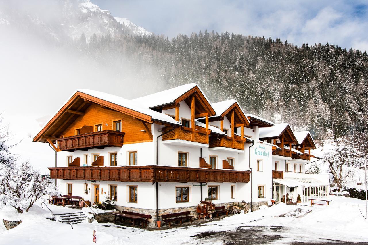 Graushof Hotel Val di Vizze Eksteriør billede